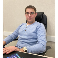 Дамир Насипов