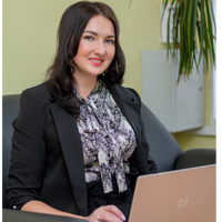 Елена Елезова