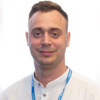 Олег Веселов