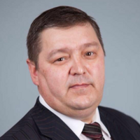 Руслан Шарипов