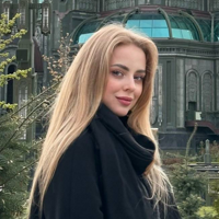 Ксения Зайсунова