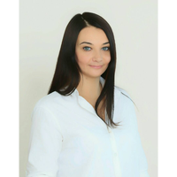 Анна Труханова