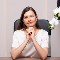 Елена Романова