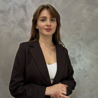 Александра Попова