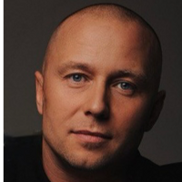 Дмитрий Глушенков