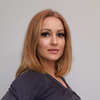 Елена Романова