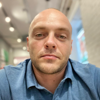 Виктор Степанов