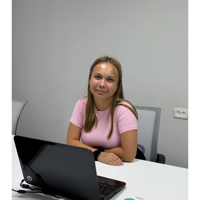 Илина Гутова