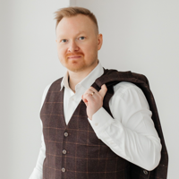 Александр Петренко