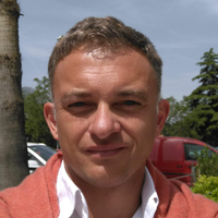 Роман Макаров