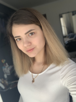 Анна Зверева