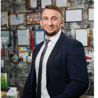 Александр Красников