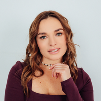 Елена Романова