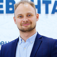 Александр Шарапов