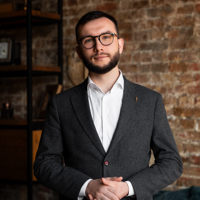 Константин Диков