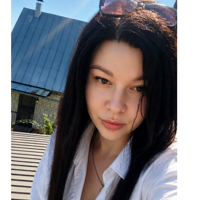 Юлия Азарова