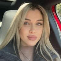 Александра Кузьменко