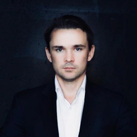 Владимир Константинов