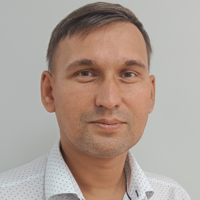 Азат Алмакаев