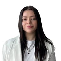 Алина Олейник