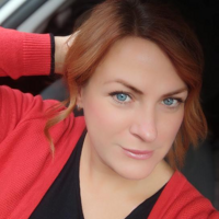 Александра Молодожникова