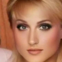 Елена Ханова