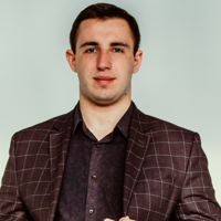 Антон Иванов