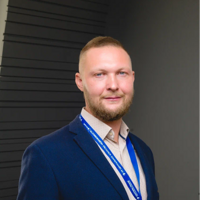 Андрей Николаев