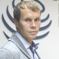 Виктор Смолкин