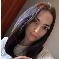 Елена Лисичникова