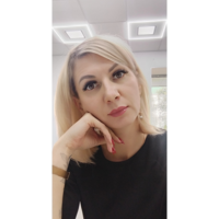 Елена Кирсанова