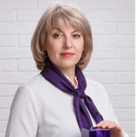 Елена Кропотина