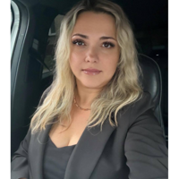 Елена Серова