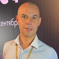 Максим Пиякин