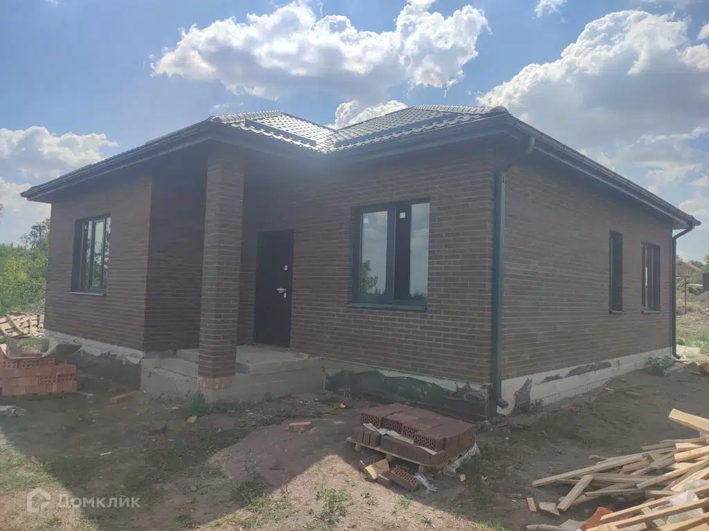 Проект дома «Загородный дом А2к - 80м» компании ИП Бурым Геннадий Владимирович из материала Кирпич площадью 80м² под ключ за 5000000₽ в Донецке | 1 этаж, 2 спальни, 2 санузла – Домклик