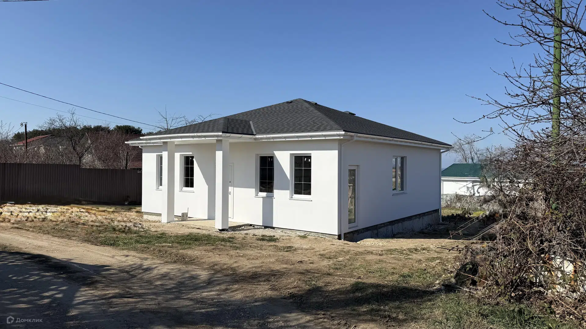 Проект дома «Классический» компании Сапфир из материала Газобетонные блоки площадью 87.4м² под ключ за 5189000₽ в Донецке | 1 этаж, 3 спальни, 2 санузла – Домклик