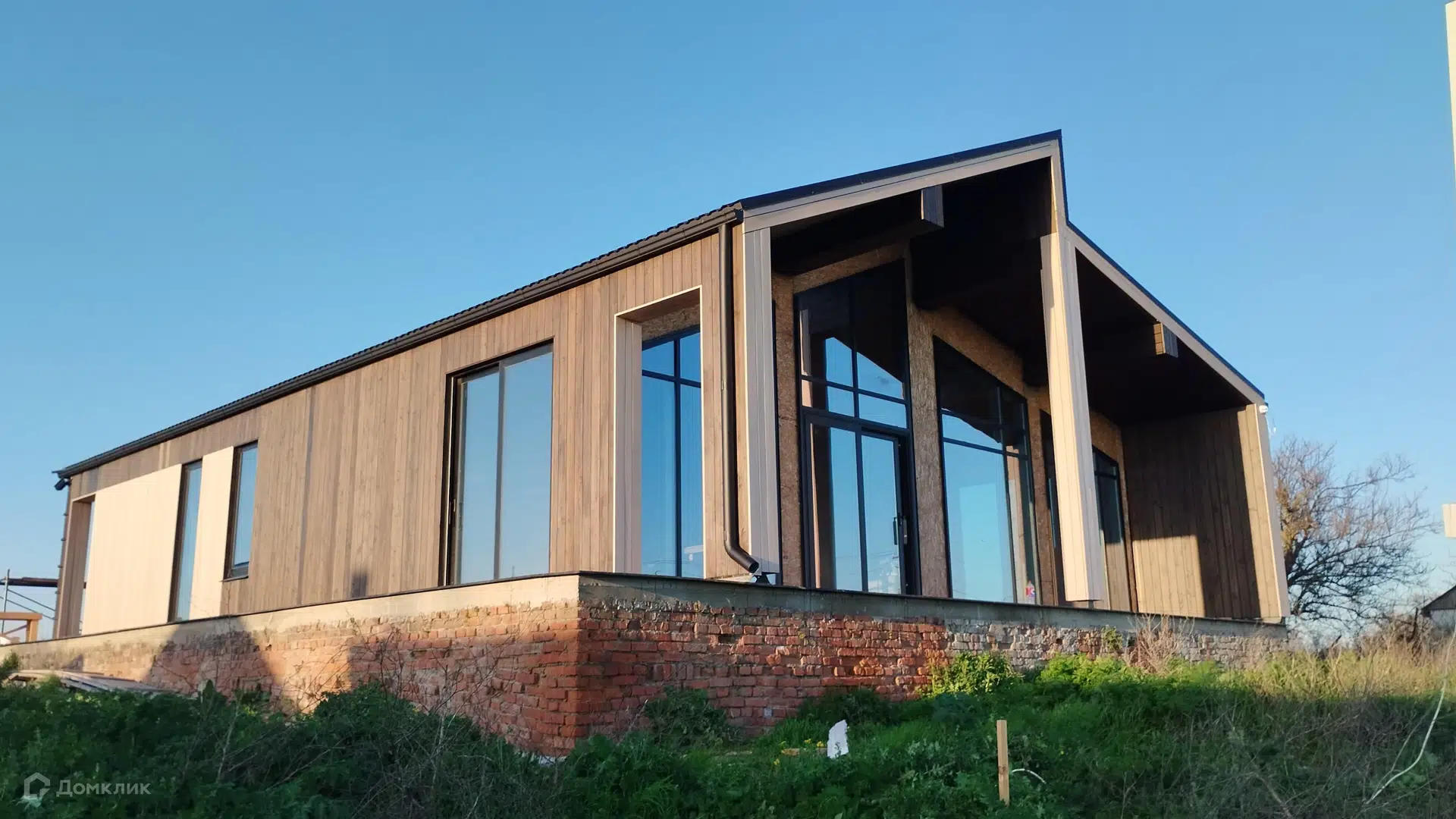 Проект дома «Летний Бриз» компании ООО ПСК «СТС» из материала SIP-панели площадью 177м² под ключ за 8898750₽ в Донецке | 1 этаж, 2 спальни, 2 санузла – Домклик