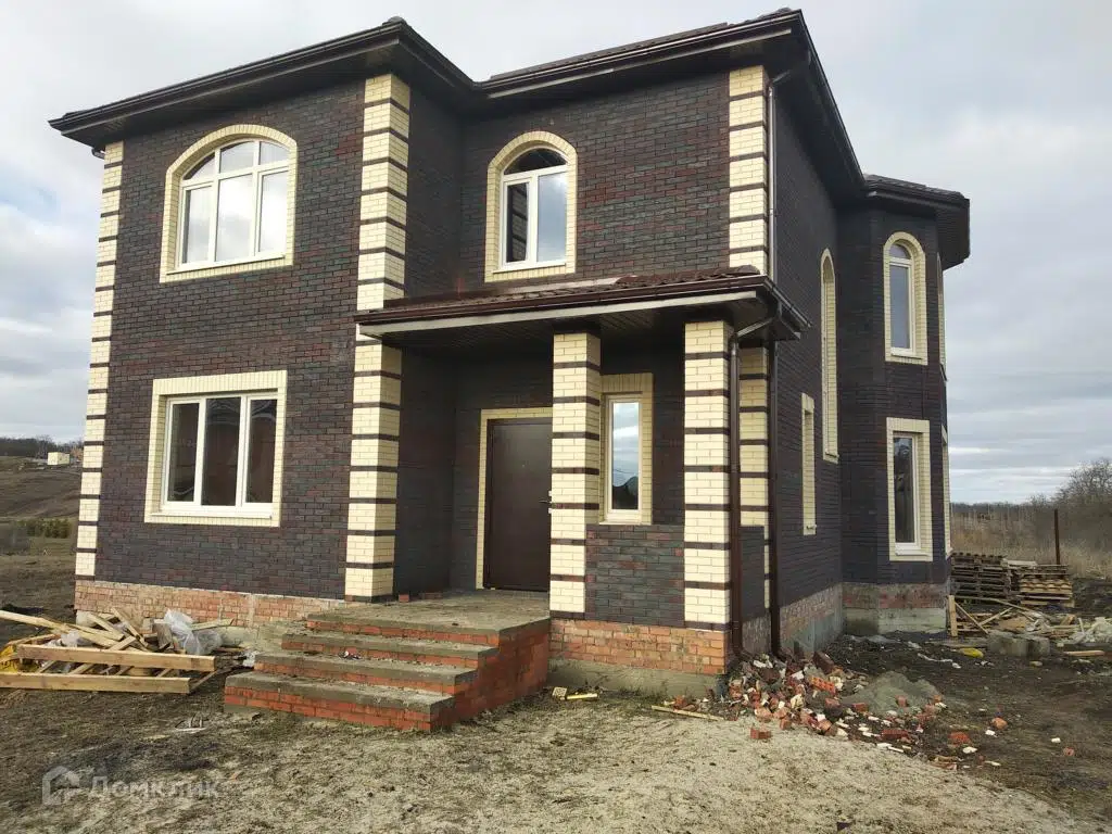 Проект дома «Дом В2 - 180м» компании ИП Бурым Геннадий Владимирович из материала Кирпич площадью 180м² под ключ за 8900000₽ в Донецке | 2 этажа, 4 спальни, 2 санузла – Домклик