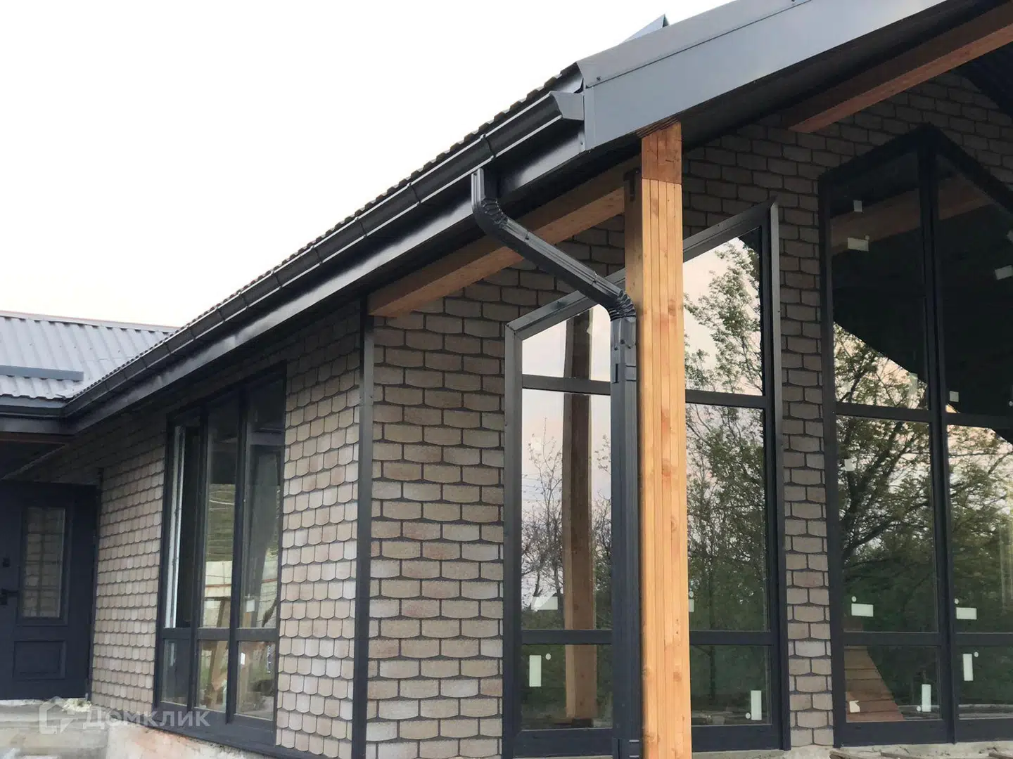 Проект дома «Родник» компании ООО ПСК «СТС» из материала SIP-панели площадью 137.6м² под ключ за 7200000₽ в Донецке | 1 этаж, 3 спальни, 2 санузла – Домклик