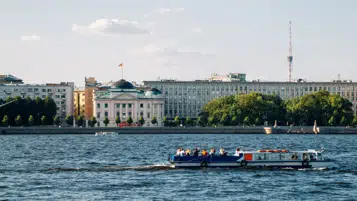 Аналитики Домклик назвали самые дешевые и дорогие районы Санкт-Петербурга для аренды квартиры летом 2024 года