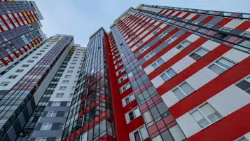 Центробанк ждет замедления роста цен на жилье в России