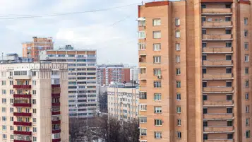 Около 80 тысяч лифтов в жилых домах России нужно заменить, заявили в Минстрое