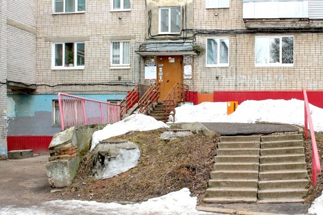 EntranceOutside