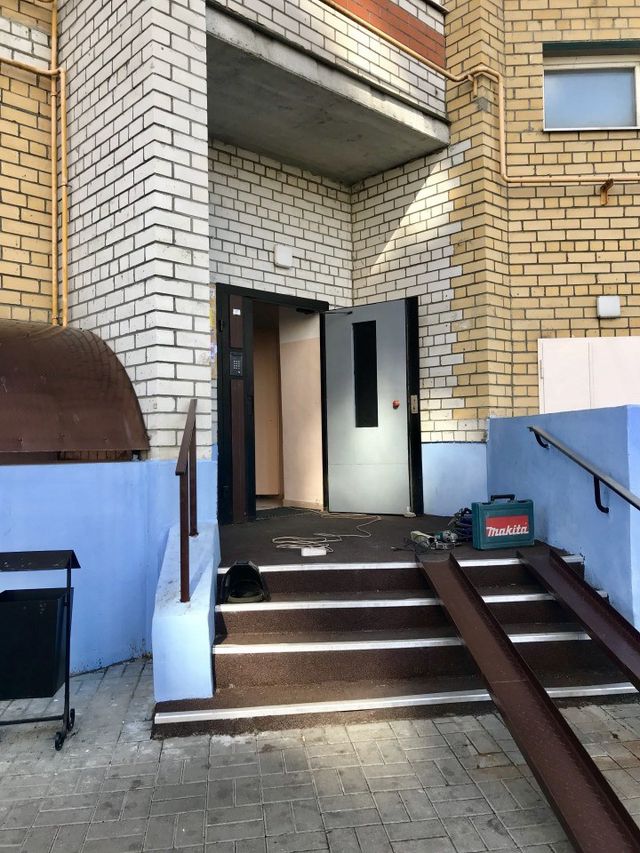 EntranceOutside
