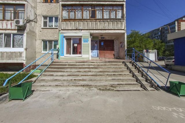 EntranceOutside