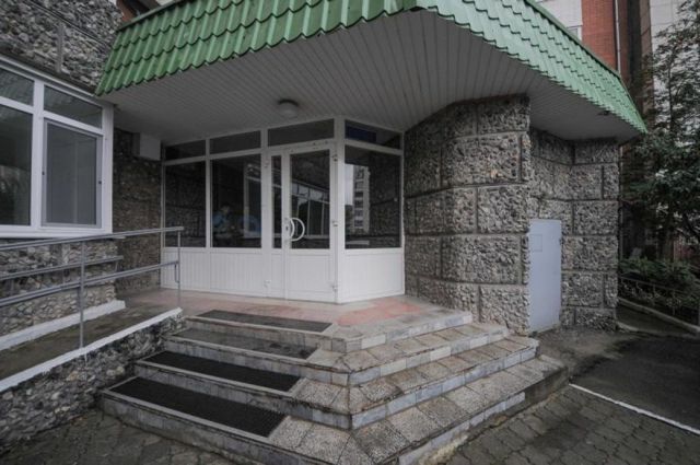 EntranceOutside
