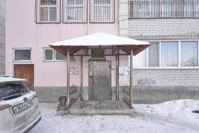 EntranceOutside
