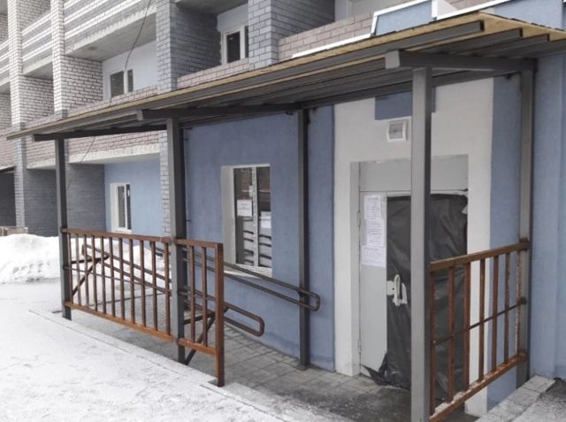 EntranceOutside