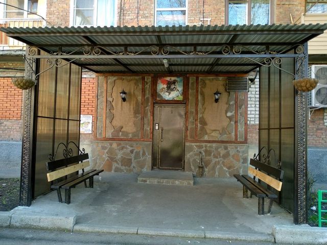 EntranceOutside