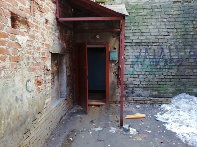 EntranceOutside